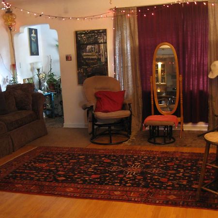 Mystic Portal 420 Guesthouse Colorado Springs Exterior photo